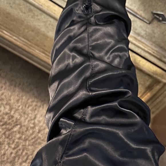 Size 6 thigh high boot. Satiny type material flattering scrunch style. 3.5inches - Picture 8 of 8